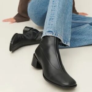 Reformation Louie stretch sock booties 8.5